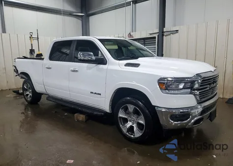 2020 Ram 1500 Laramie z USA, uszkodzony, nr VIN 1C6SRFRT6LN388803